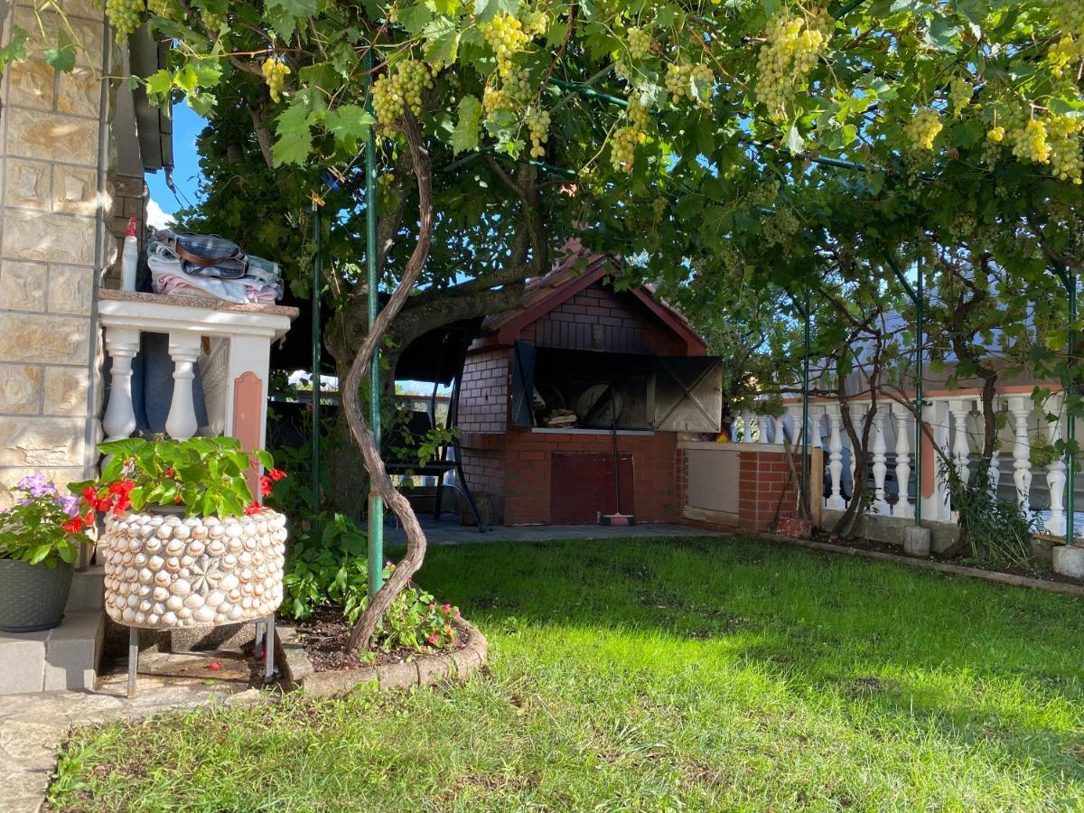 Apartments Galic Nin Exterior foto